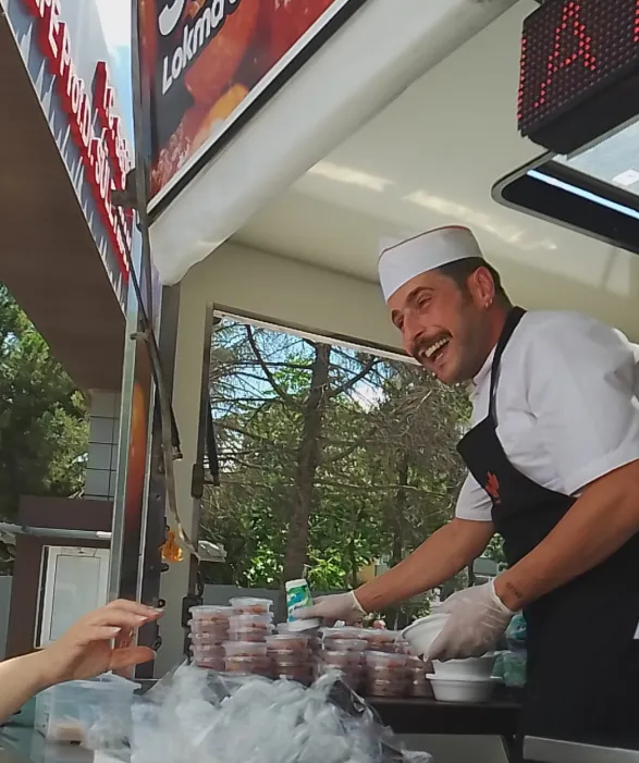 İstanbul da Hayır Lokması Nerelerde Dağıtılır 2